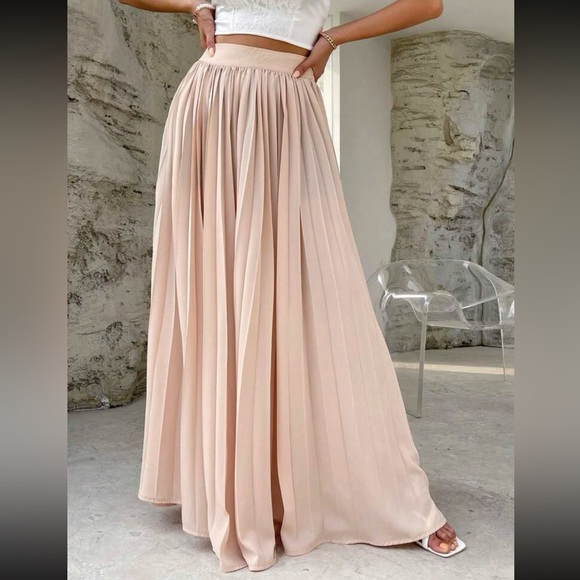 Chic High-Waist Pleated Maxi Skirt with Asymmetrical Hem Flowing Flared Design, Perfect for Spring & Summer main image 0